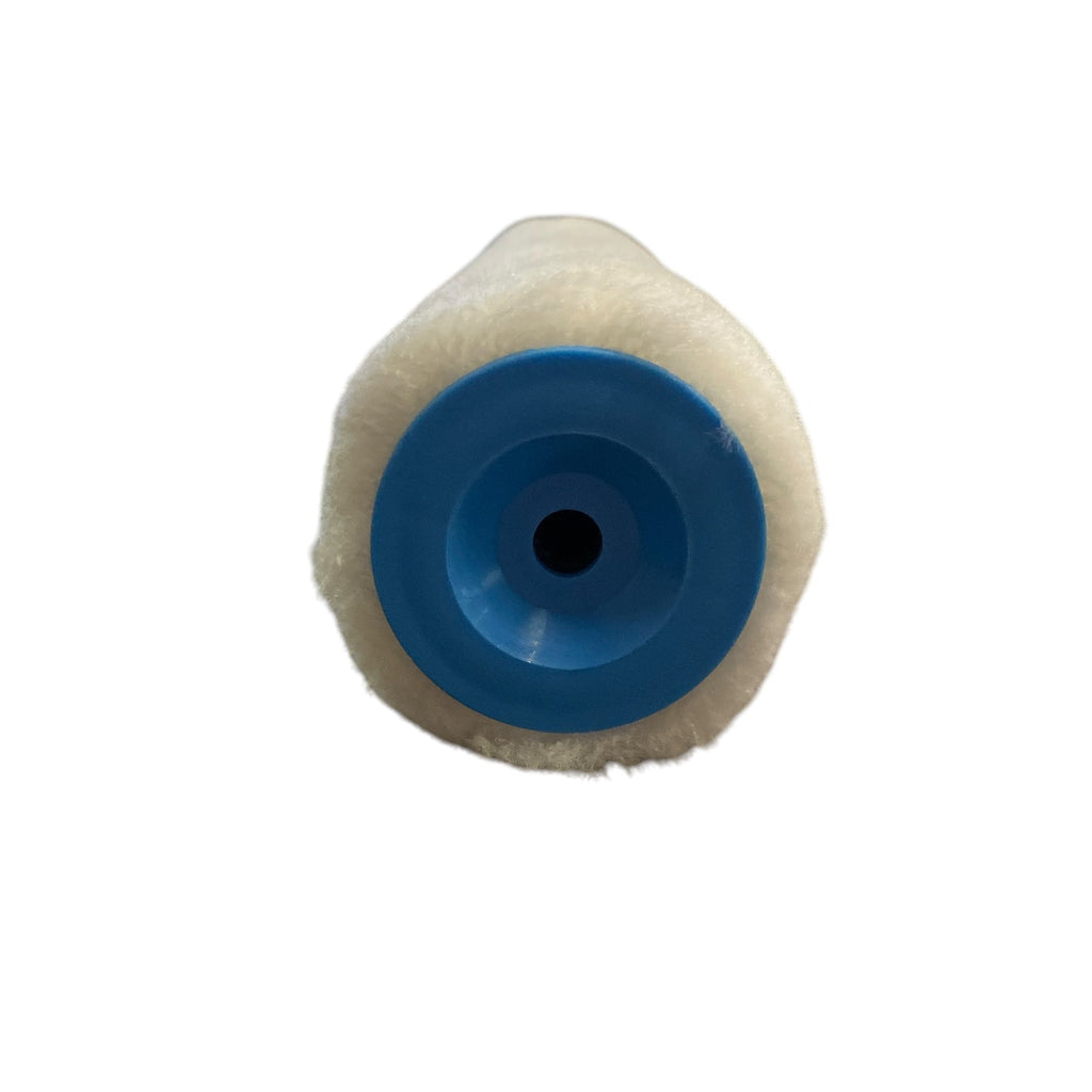 Cylindrical brush with blue center and white bristles on a white background
